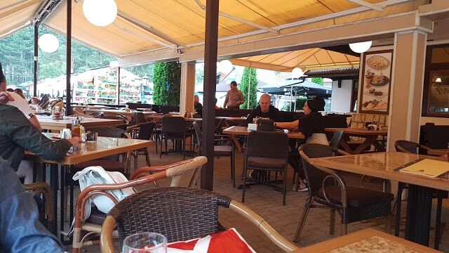 Restoran Jezero